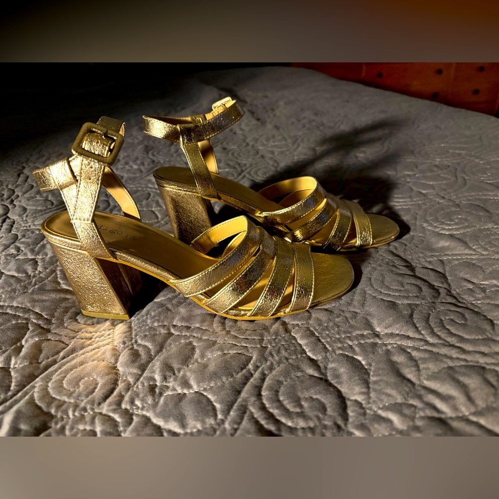 Elegant Gold Strappy Women's Heels